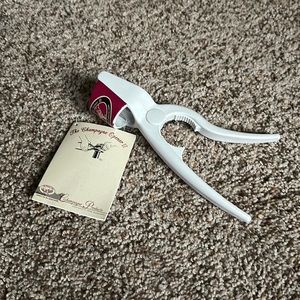 NWT Champagne Opener